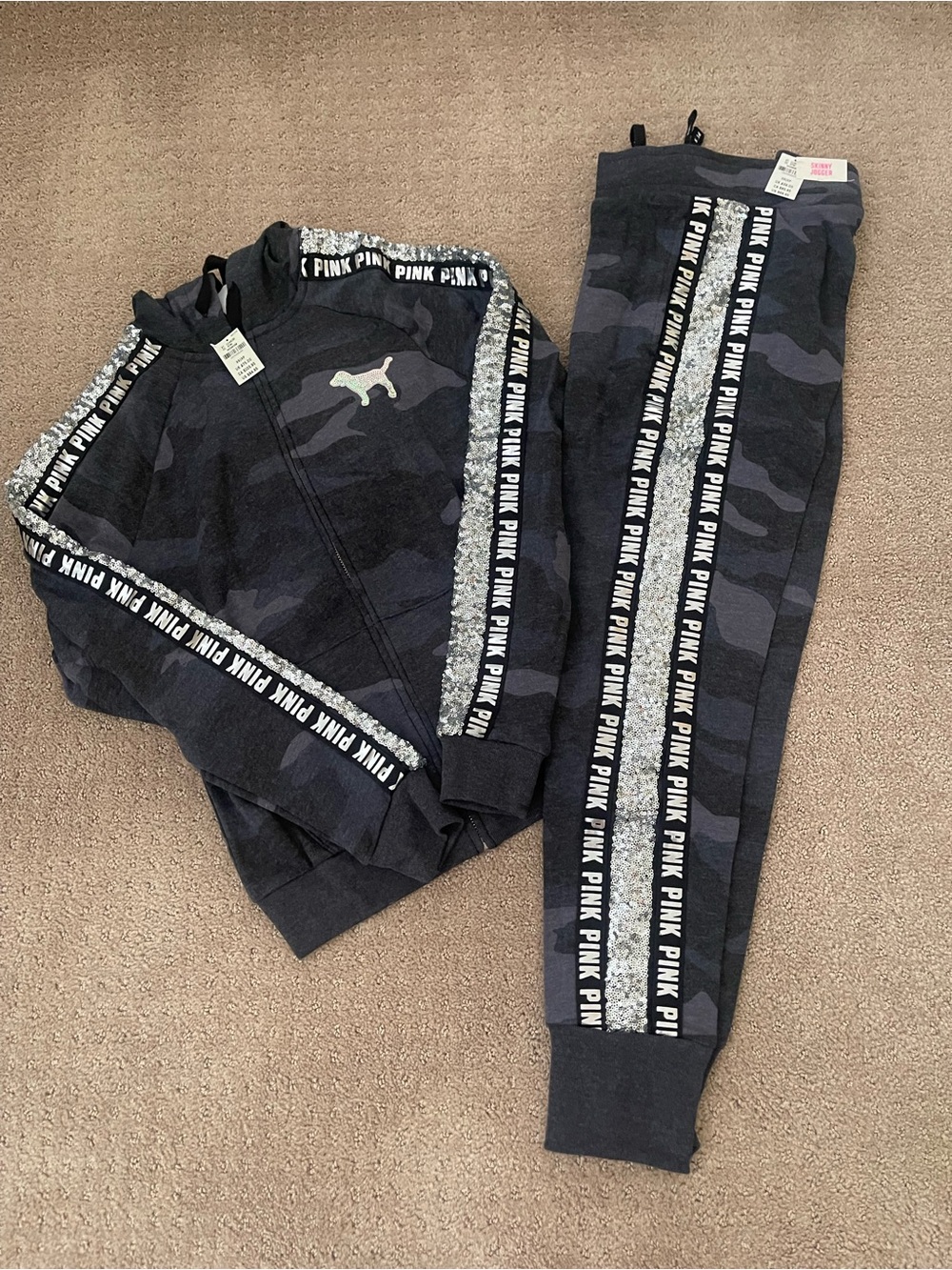 PINK Victoria's Secret Charcoal Camo Skinny Jogs Set with Logo Tape - Picture 2 of 5